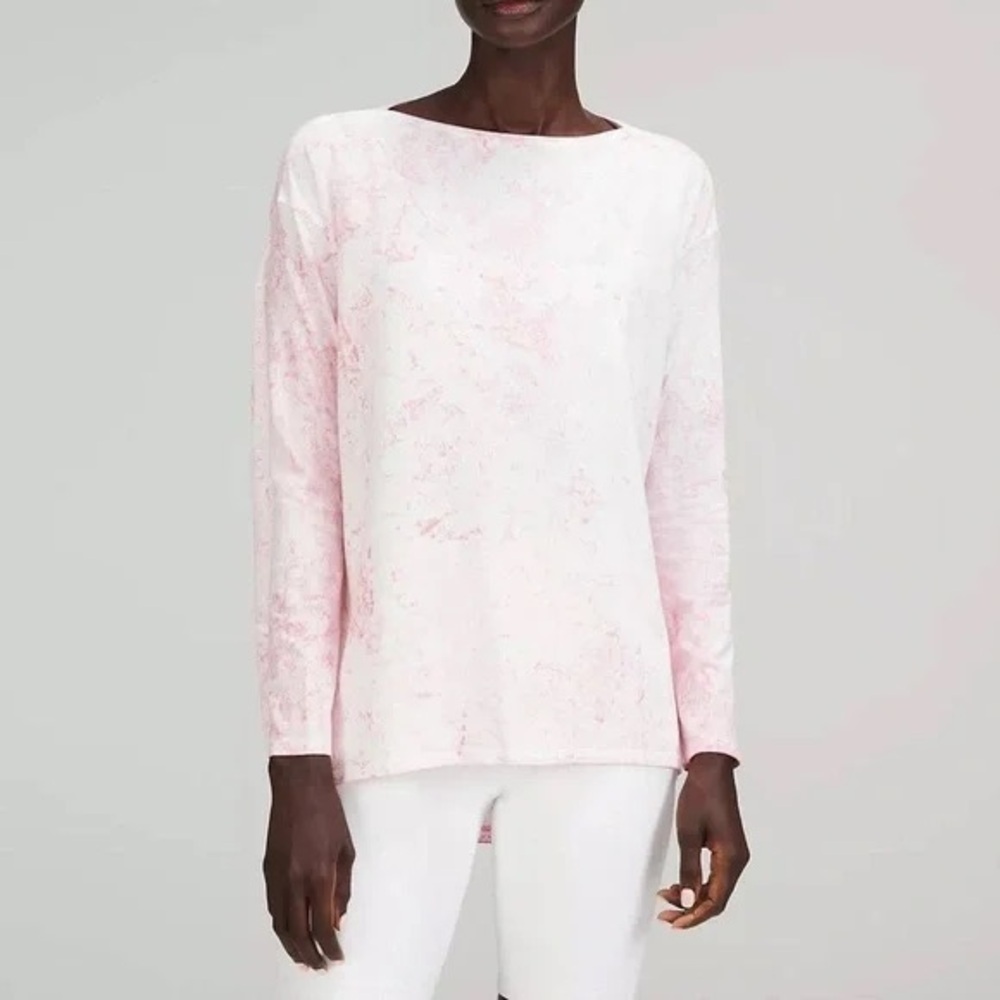 Lululemon back in action long sleeve